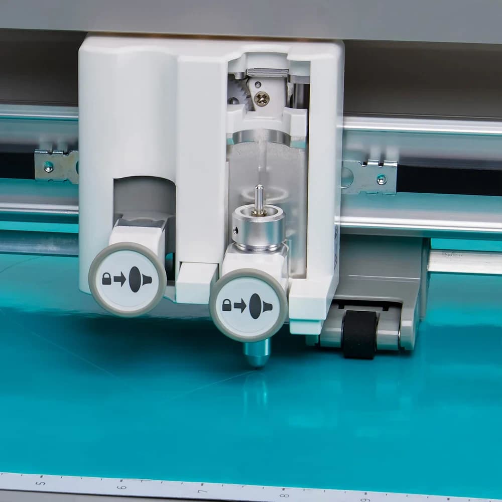 SINGER® MOMENTO™ 24 inch Craft Cutting Machine Bonus Bundle — image 8