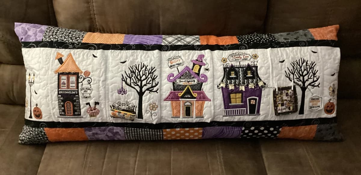 Kimberbell Twilight Boo-Levard Bench Pillow Fabric Kit — image 3