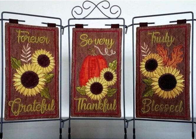 Janine Babich - Grateful, Thankful, Blessed Table Top Display — image 3
