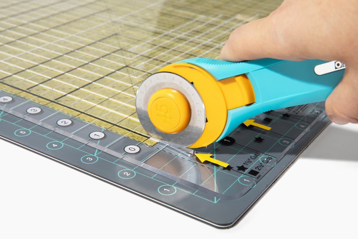 Creative Grids Stripology Squared Mini Ruler — image 3