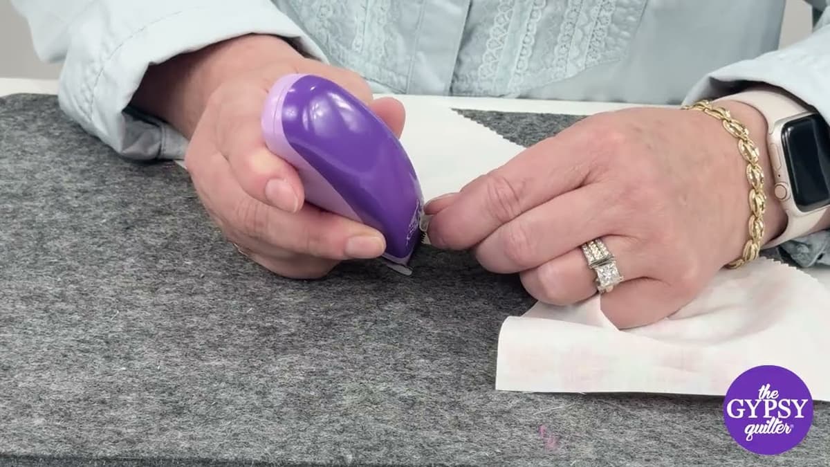 Gypsy Quilter Snip-N-Rip Seam Ripper — image 5
