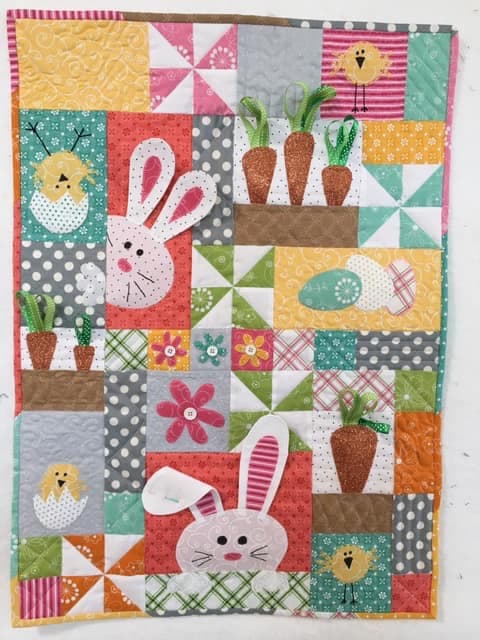 Hoppy Easter bench pillow kit — image 2