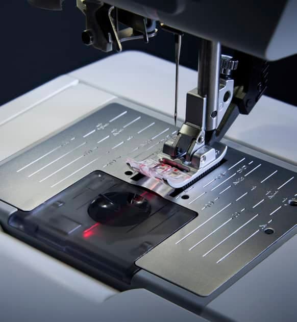 PFAFF® creative expression™ 750 Sewing and Embroidery Machine — image 11